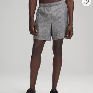Lululemon Men’s Surge Shorts 6” Lined Running Size Medium Gray Gym Waist Loop